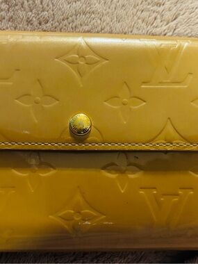 Louis Vuitton Yellow Vernis Monogram Snap Wallet